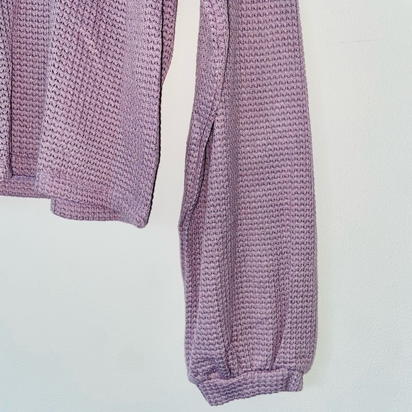 Sold 💜 Lavender 💜 V-Neckline Cuffed Long Sleeve Waffle Fabric Top S - Picture 7 of 8